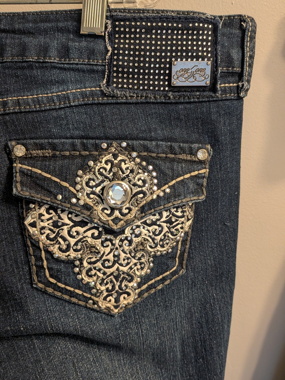 One 5 One Rhinestone Flap Pocket Jeans Size 12 Y2K Western Embellished Dark Wash - Picture 2 of 13